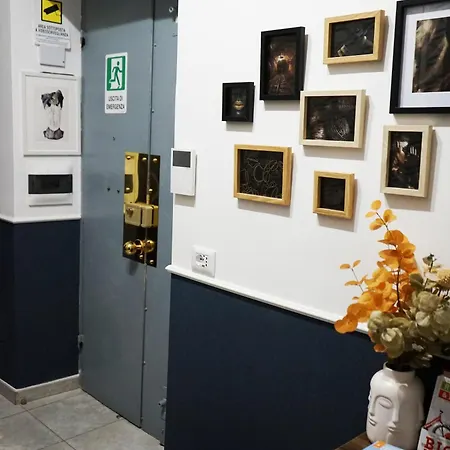 Smart Termini Esquilino בית הארחה